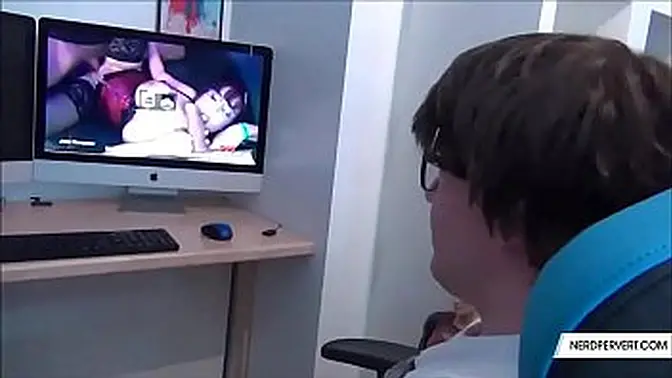 Chubby Amateur Tattiana gives a sloppy blowjob