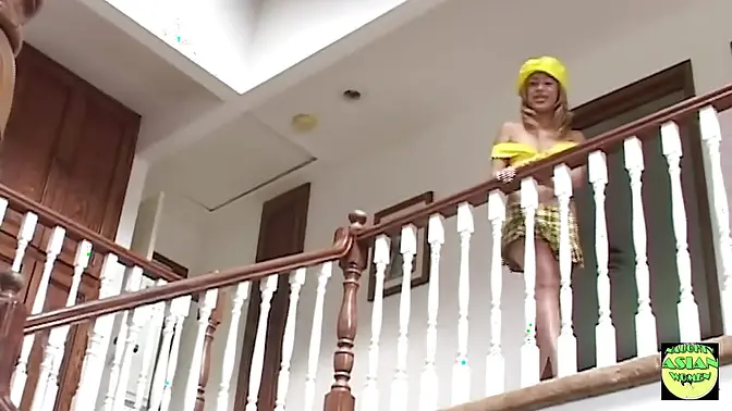 Charming Thai bitch gets pounded in hardcore anal