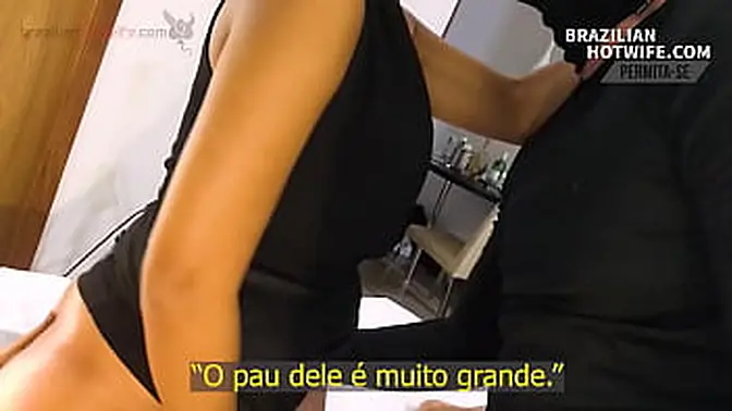 Hot wife cheats on hubby with muscular stud