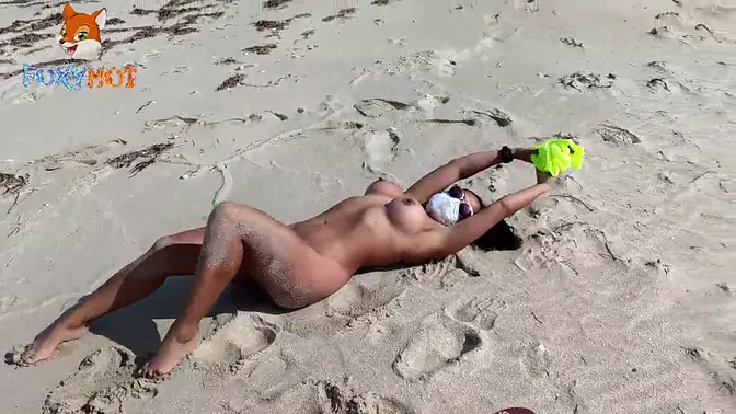 showing my body on the way to the beach