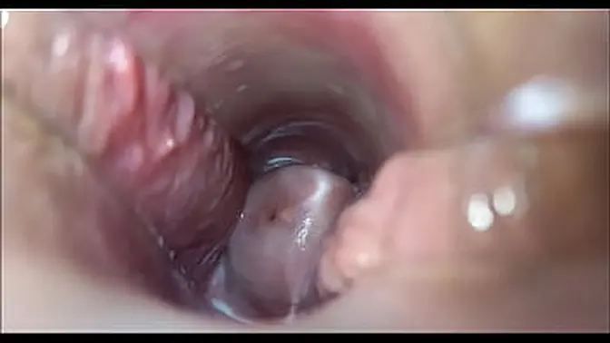 Redhead reaches explosive climax with speculum stimulation