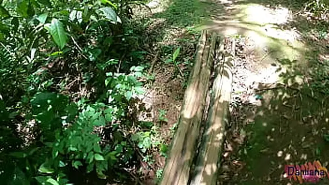 Couples swap after a kayaking adventure with Damiana and Bruna Carlos