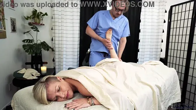 Blonde Kyla gives mind-blowing massage with a twist