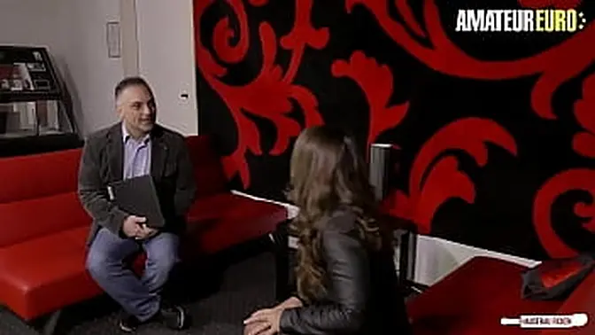 Busty milf Susi loves hardcore fucking