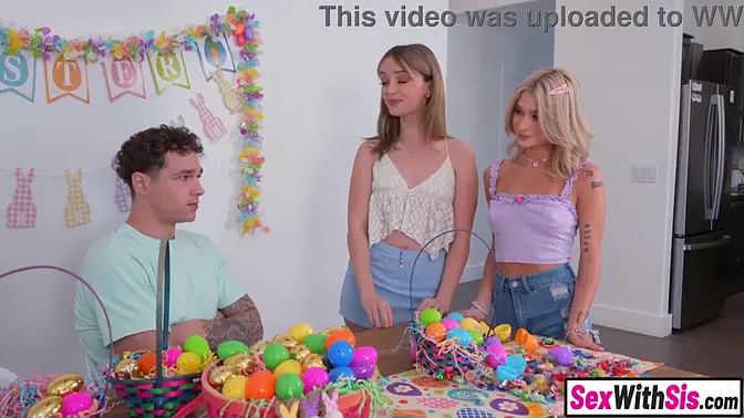 Stepsis and her teen bestie fuck stepbro on Easter