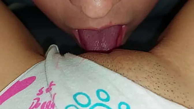 Roommate cums hard after horny pussy eating