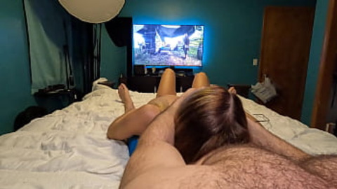 Bro step won't stop gaming? Suck😜 my cock🍆!