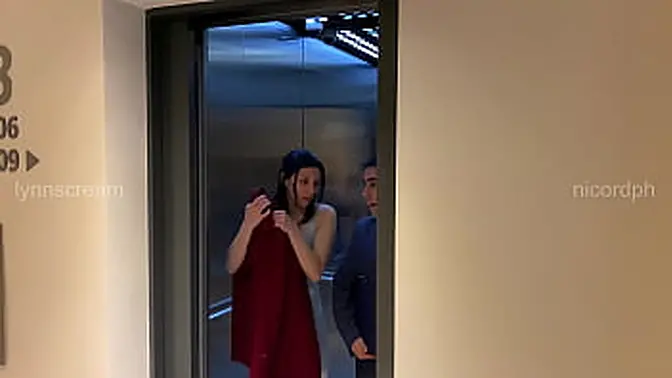 Mistakenly Sharing a Bed Leads to Wild Boss-Fuck Session