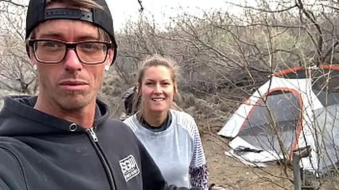 Amateur couple's wild outdoor sex in Vegas