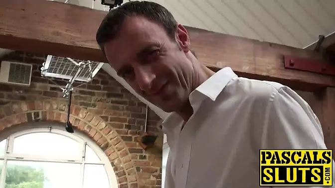 Hot ebony babe receives a hard pounding in her pussy