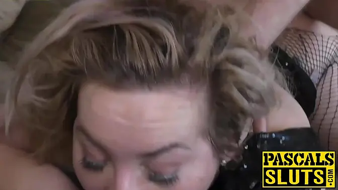 British submissive Hannah Blake deepthroats and gets spitroasted