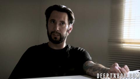 Hot chick needs to fuck border guard and bf to get through