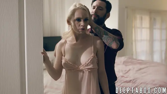 Teen beauty Athena Rayne gets a facial while her hunk watches