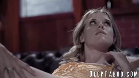Tribbing session with horny MILF Syren De Mer turned to a threesome after Joshua joined