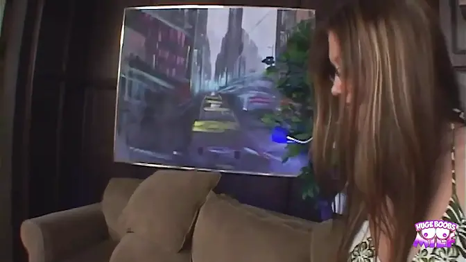 Big cocked guy and his friend fuck her hard and cum in her mouth