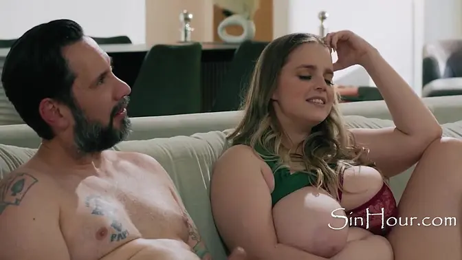 Big Tits Chubby Girl Caught Naked By The House Owner