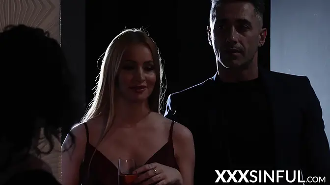 Lusty ladies gang pleases big-dicked Steve Q