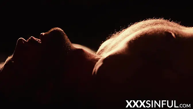 Sensual redhead babe gets fucked in the dark