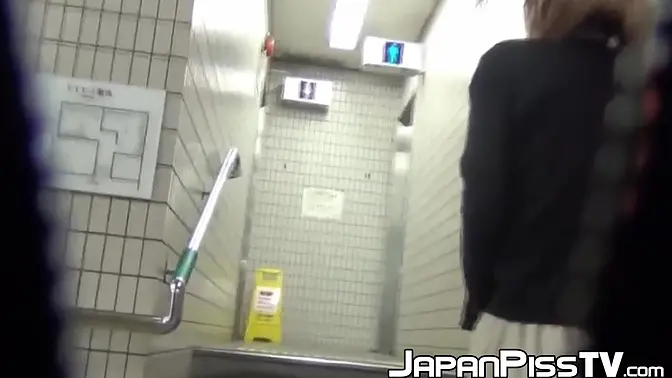 Hairy pussies Asian cuties spraying steamy piss all over