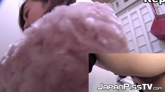 Adorable Japanese girls are being recorded while releasing big streams of pee