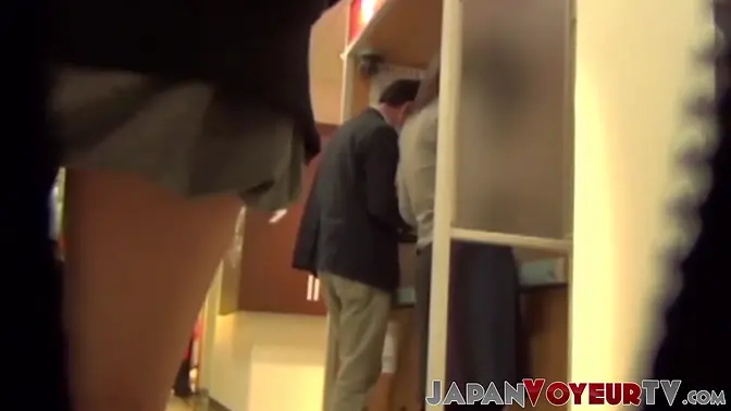 Hidden camera captures unsuspecting Japanese schoolgirl's stocking-clad thighs