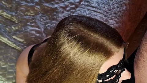 Golden locks get down for regular blowjobs on her BF's cock🌭