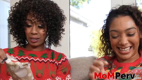 Stepmom Misty Stone and stepdaughter Sarah Lace fucked 3way