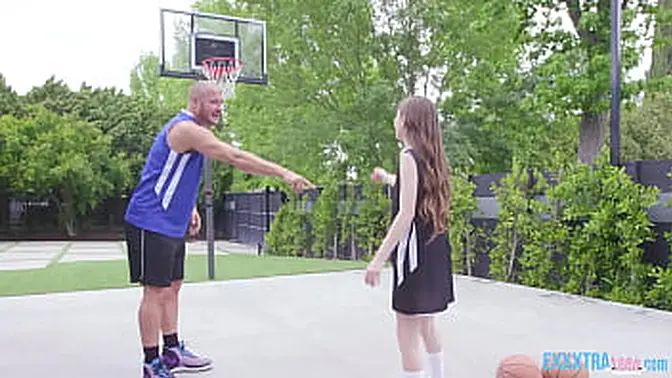 Sia's Cum on Tits: Big Dick Teen Gets Penetrated in Bedroom