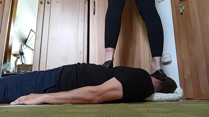 Fullweight woman tramples on his face