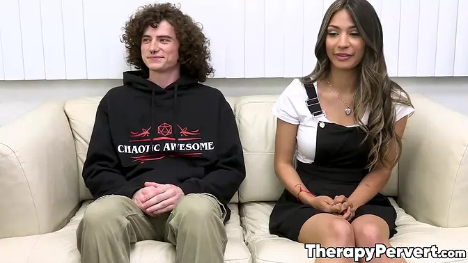 Latina teen Nina Nieves and her MILF boyfriend get therapy from Ryan Keely