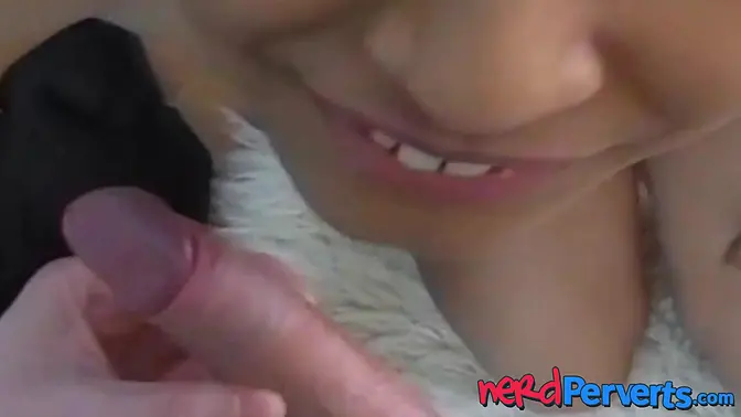 Nerd pretends to be porn producer to trick babe into blowjob