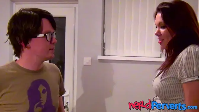 Shy amateur Bella Star is reluctant at first but soon she sucks me off