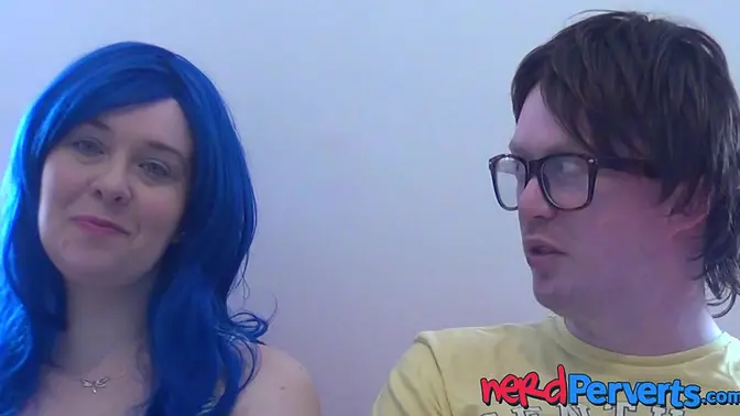 Busty MILF Devon Breeze receives gangbanged at blowjob party