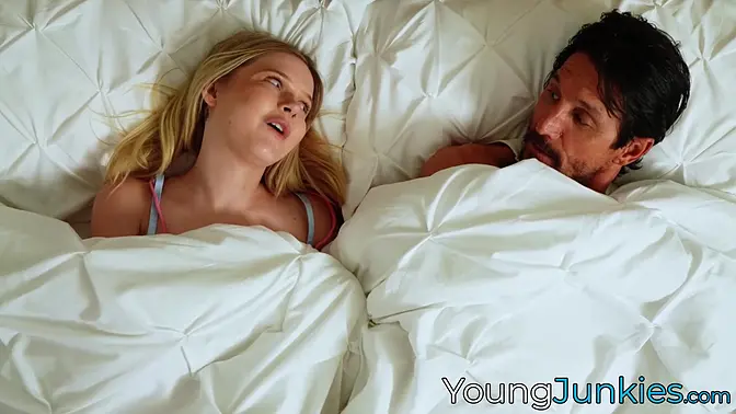 Coco Lovelocks takes huge dong deep in her pussy