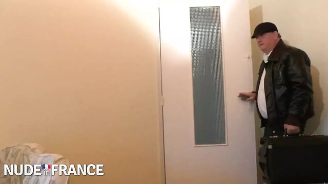 Stolen kisses and brutal ravaging with French vixen surrendered to dominant coupling