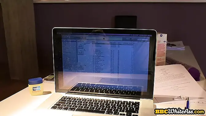 Ebony babe gets her ass poked and fucked