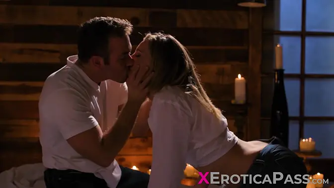 Blonde bombshell Mona Wales gets deepthroated and fucked hard in doggystyle