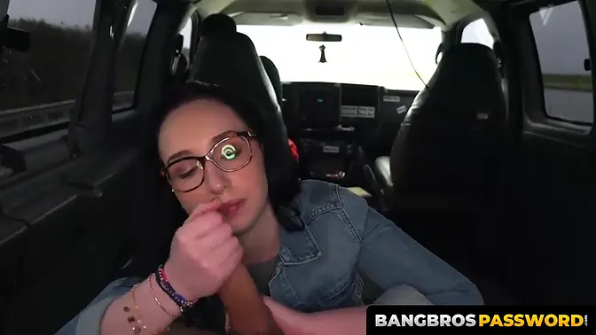 Brunette beauty Scarlett gets banged on city bus