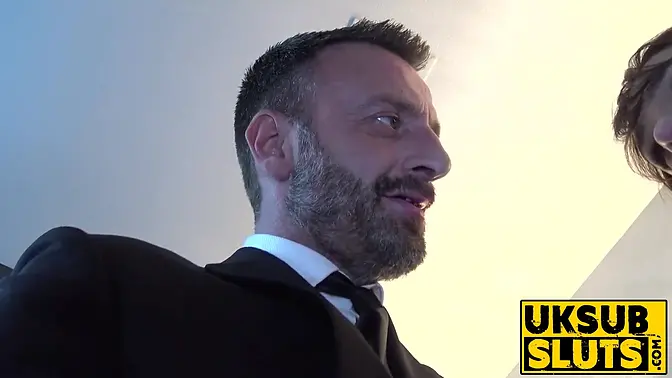 Teen brunette delights in deepthroat and facefuck