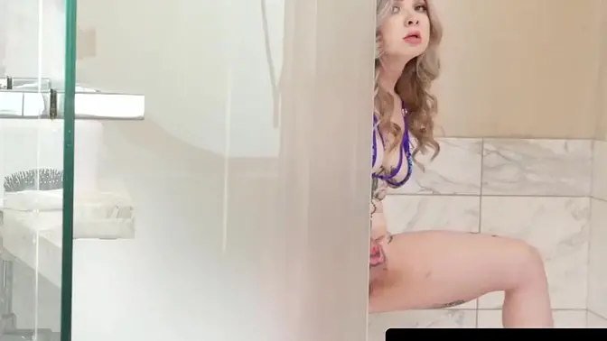 SensualMomma com - Milf Kyla satisfies Kaiias's craving for some lesbian action