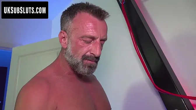 Blonde MILF Lolly Glams gets anal and double penetration from Pascal White