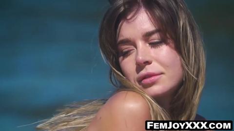 Natalie E's beach boob bounce and ass display