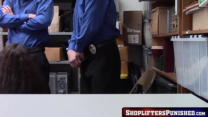 Teen babe gets spitroasted by two big-dicked guards