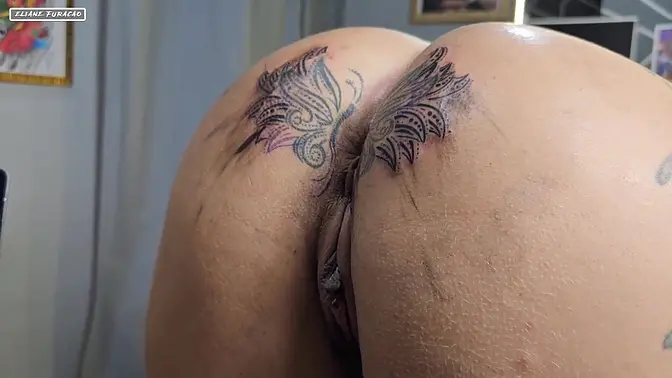 Changing Tattoo on Big Labia