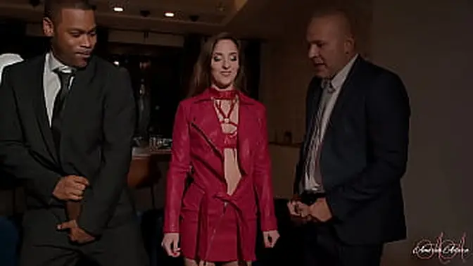 Nympho Amirah Adara gets interracial DP with BBC