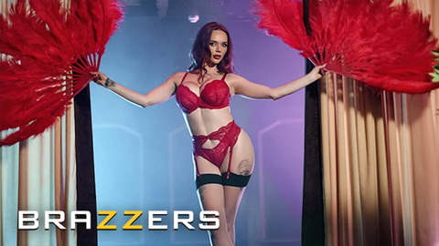 Jasmine James gets down 'n' dirty, dancing for Danny's enormous cock🍆