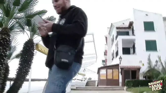 Slutty blonde in high heels loves outdoor anal