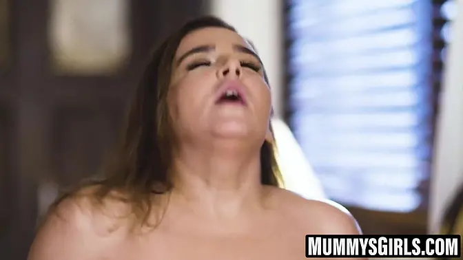 Milf stepmom Nadia Noja caught fingering by lesbian Natasha Nice