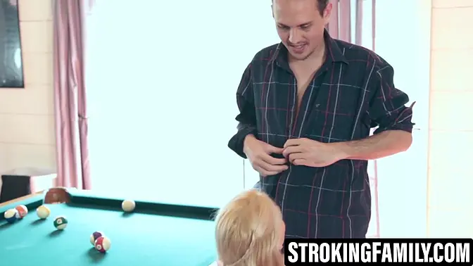 Stepdad's veiny cockhead stretches blonde teen's lips