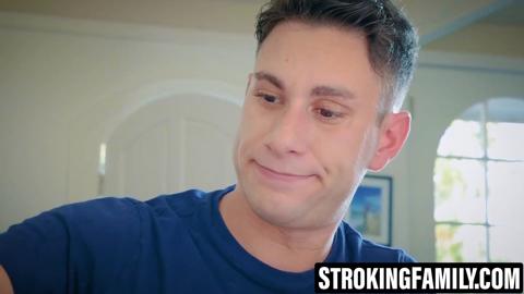 Blonde milf in lingerie seduces boyfriend for creampie